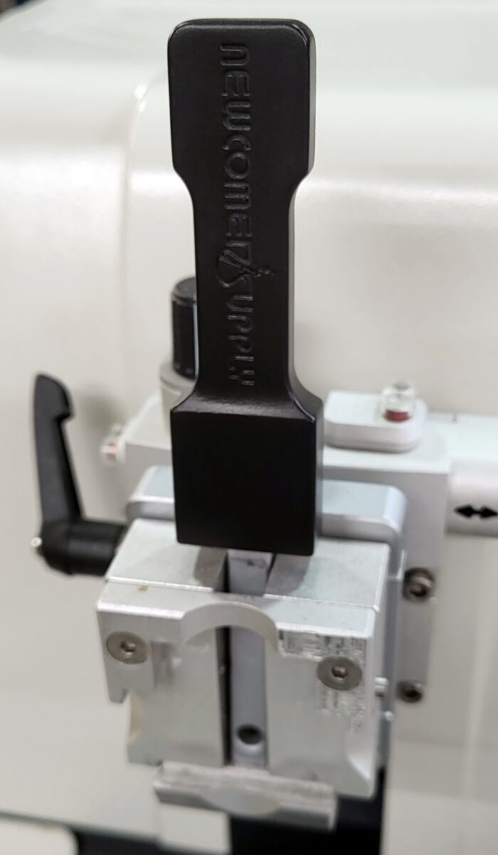 Clever Lever Ergonomic microtome tissue block holder lever extender